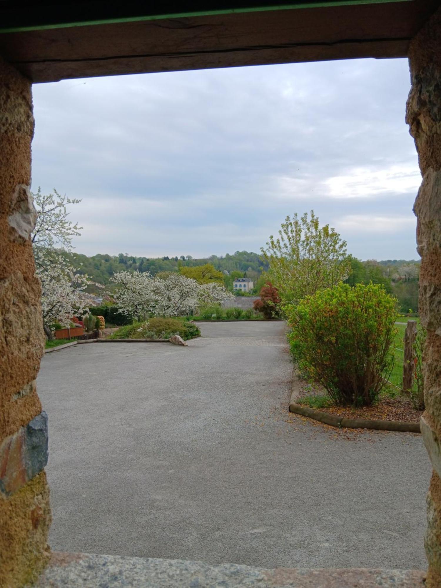 La Jameliniere Hotell Chailland Exteriör bild