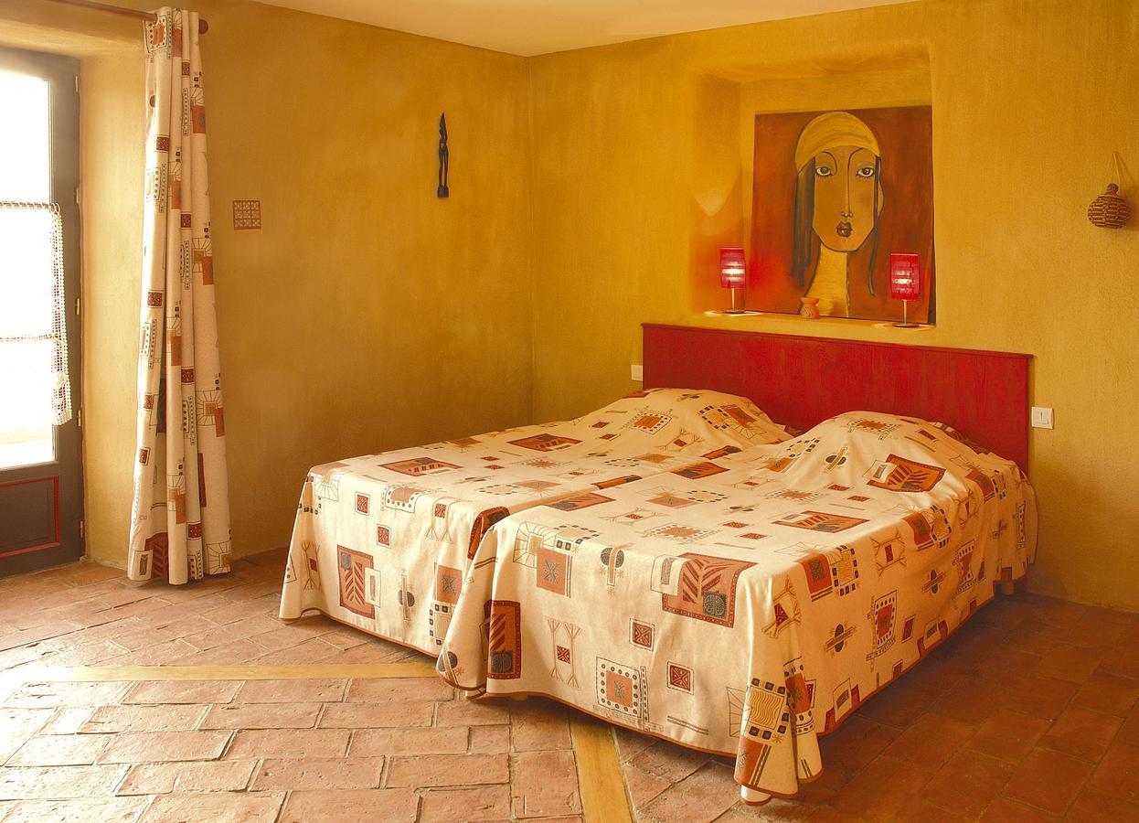 La Jameliniere Hotell Chailland Exteriör bild